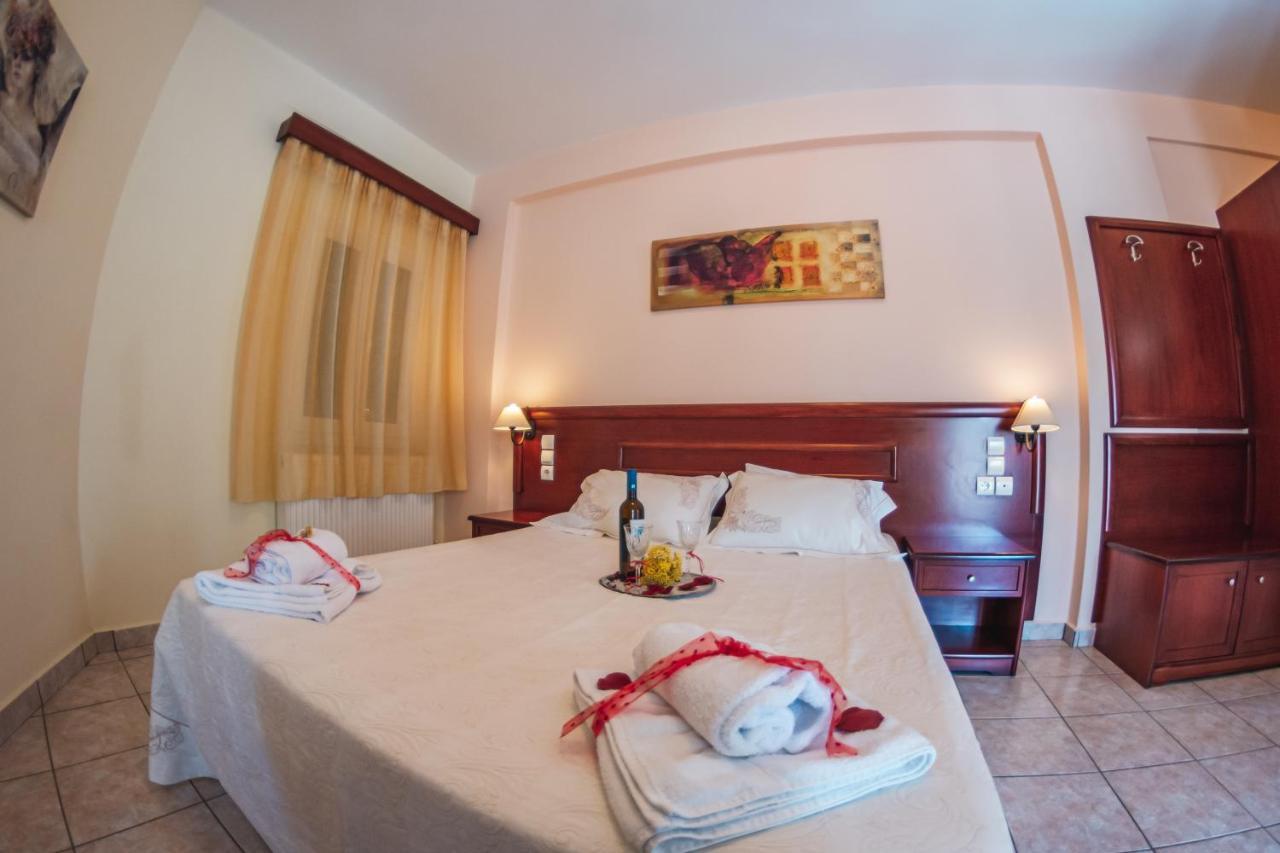 Venardos Hotel Agia Pelagia  Exterior foto