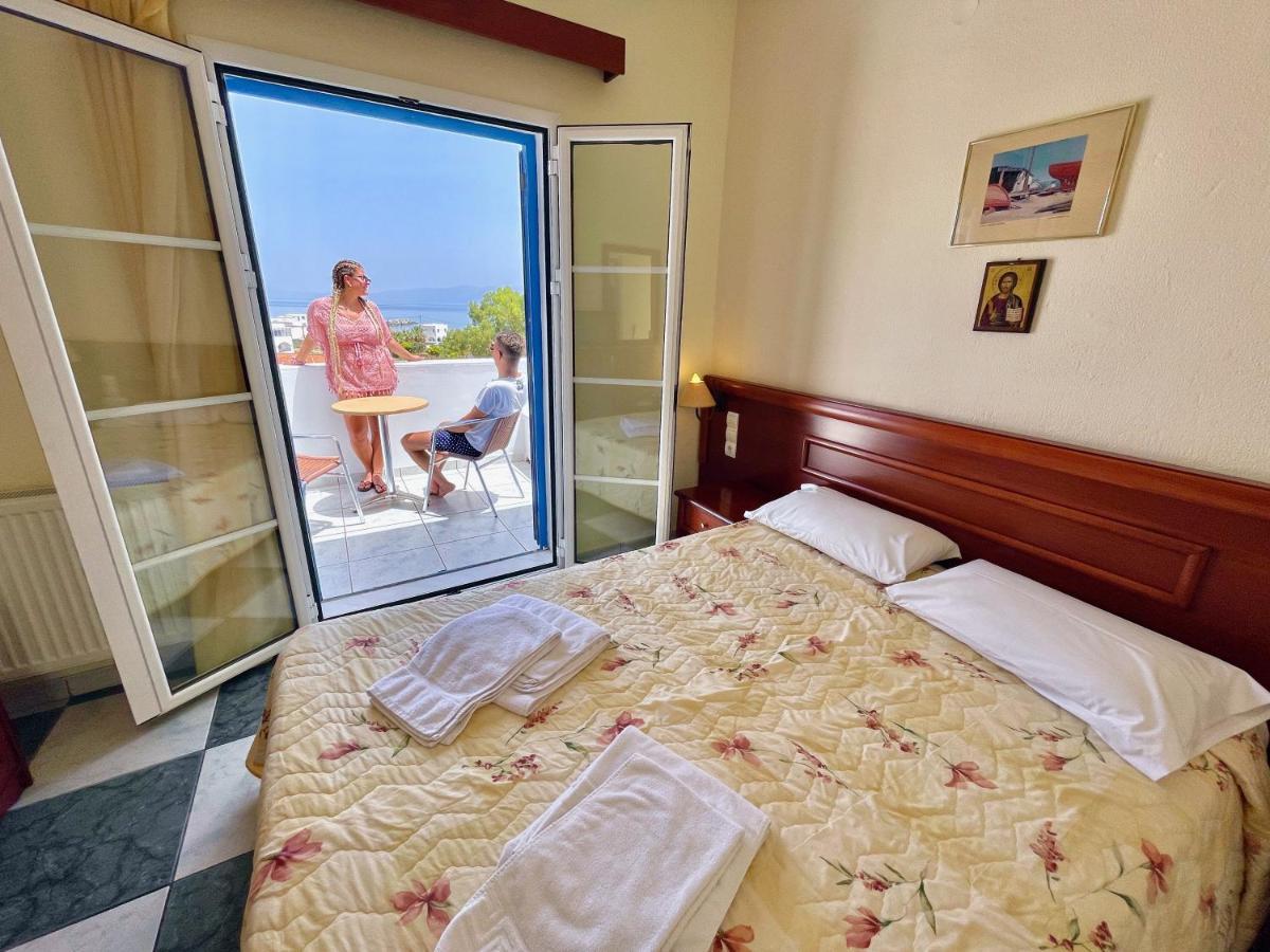 Venardos Hotel Agia Pelagia  Zimmer foto